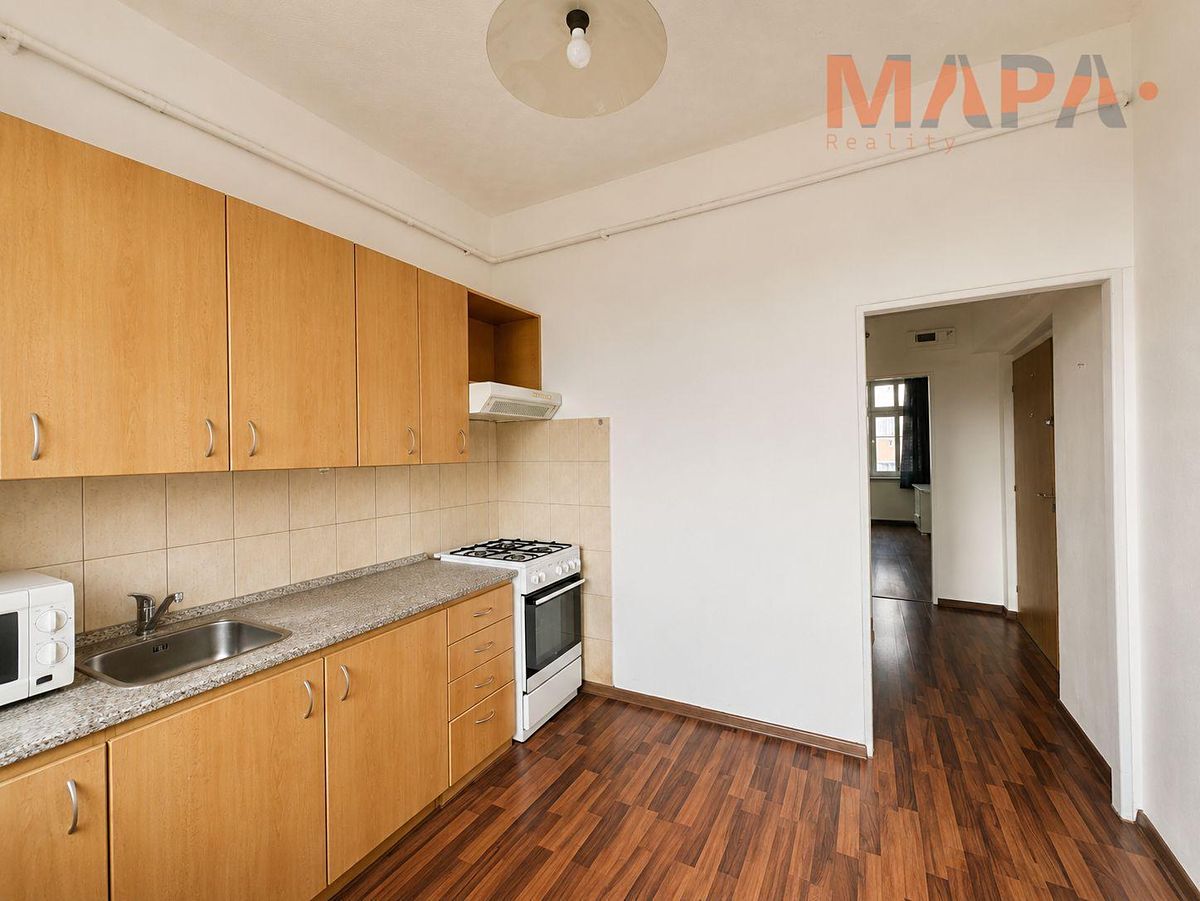 Pronájem bytu 1+1 36 m² – fotografie 2