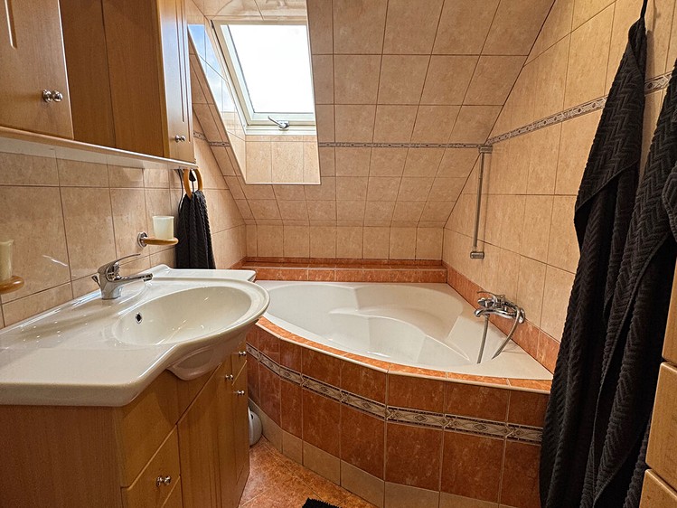 Gewerbefläche zum Kauf, 349 m² (35 von 77)