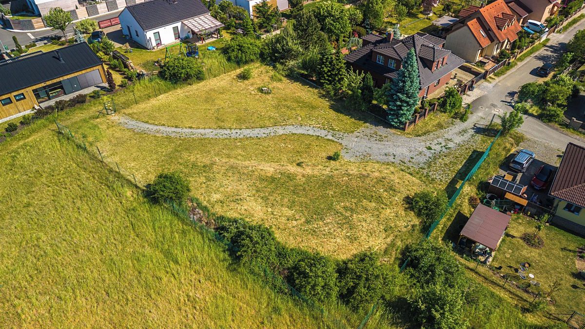 Prodej stavebního pozemku 1241 m² – fotografie 5