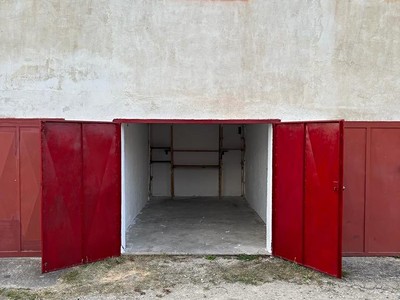 Pronájem nemovitosti, 18 m² (3 z 6)
