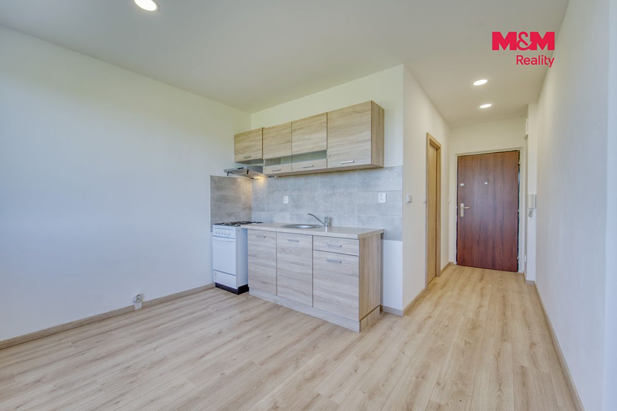 Pronájem bytu 1+1 36 m² – fotografie 2