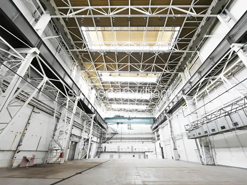 Pronájem výrobní haly, prostoru 1980 m², Plzeň – náhled fotky 2