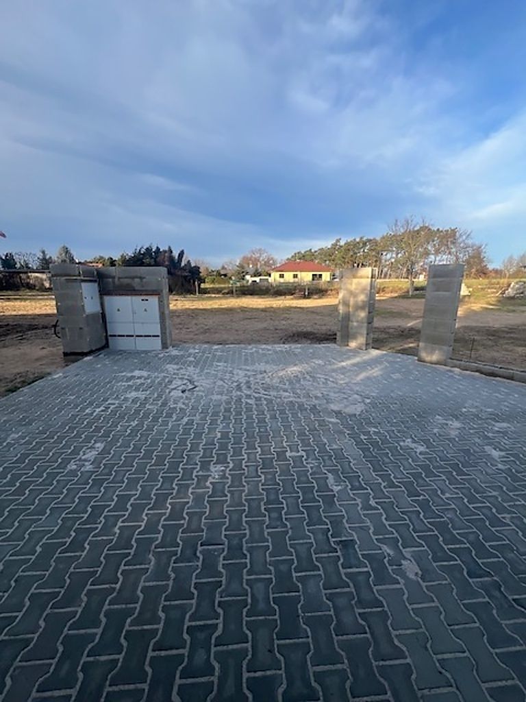 Prodej stavebního pozemku 800 m² – fotografie 4