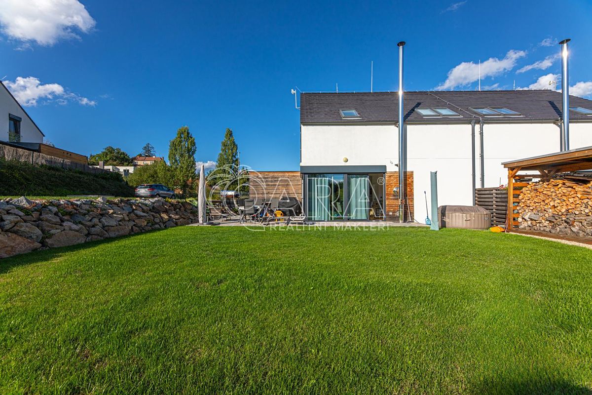 Prodej rodinného domu 131 m², pozemek 838 m² – fotografie 4