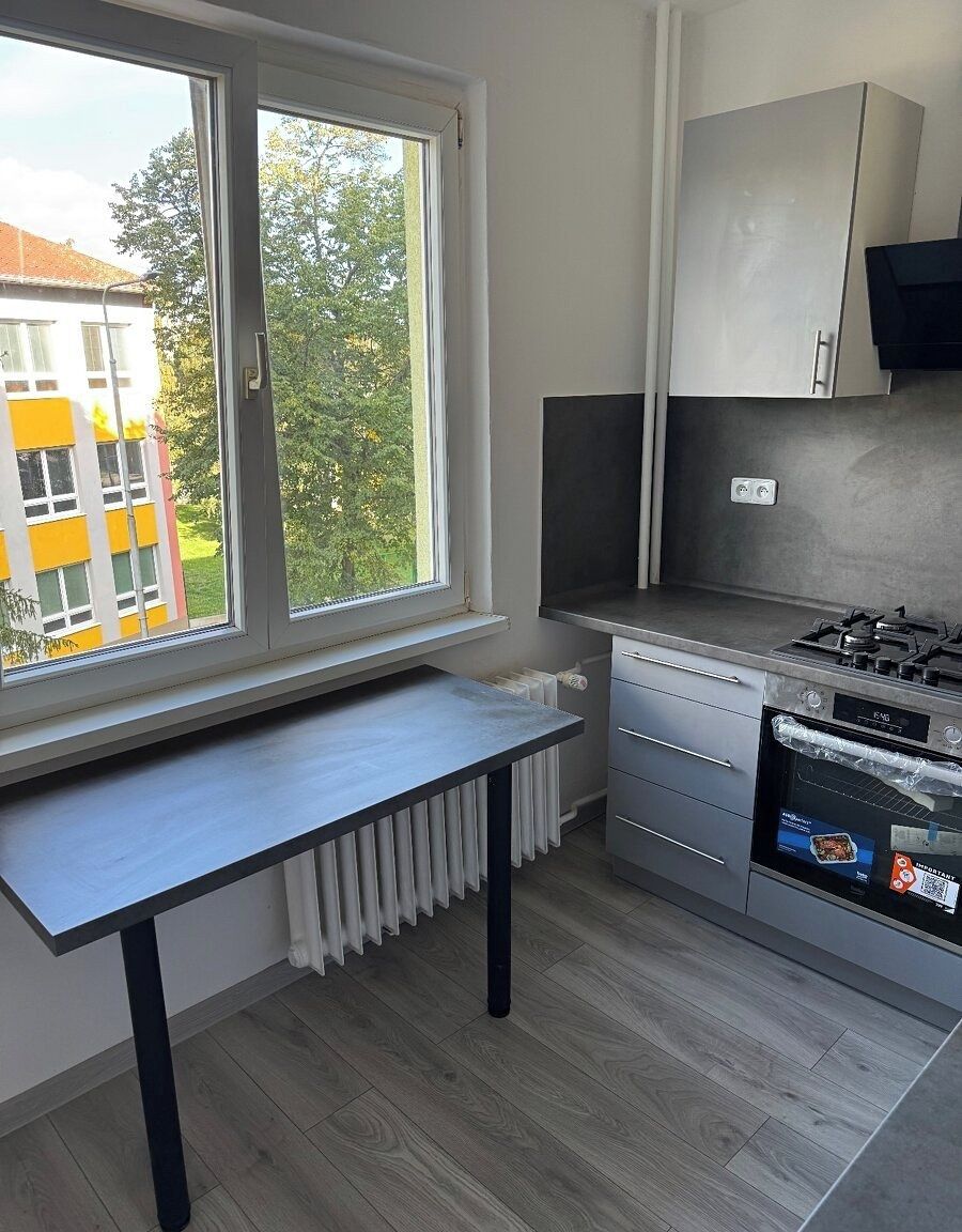 Pronájem bytu 2+1 60 m² – fotografie 3