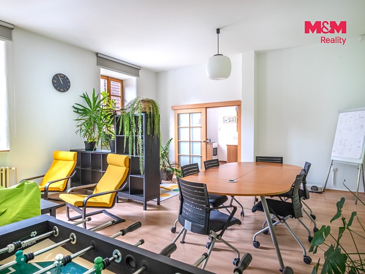 Prodej komerčního prostoru, 615 m² (4 z 30)