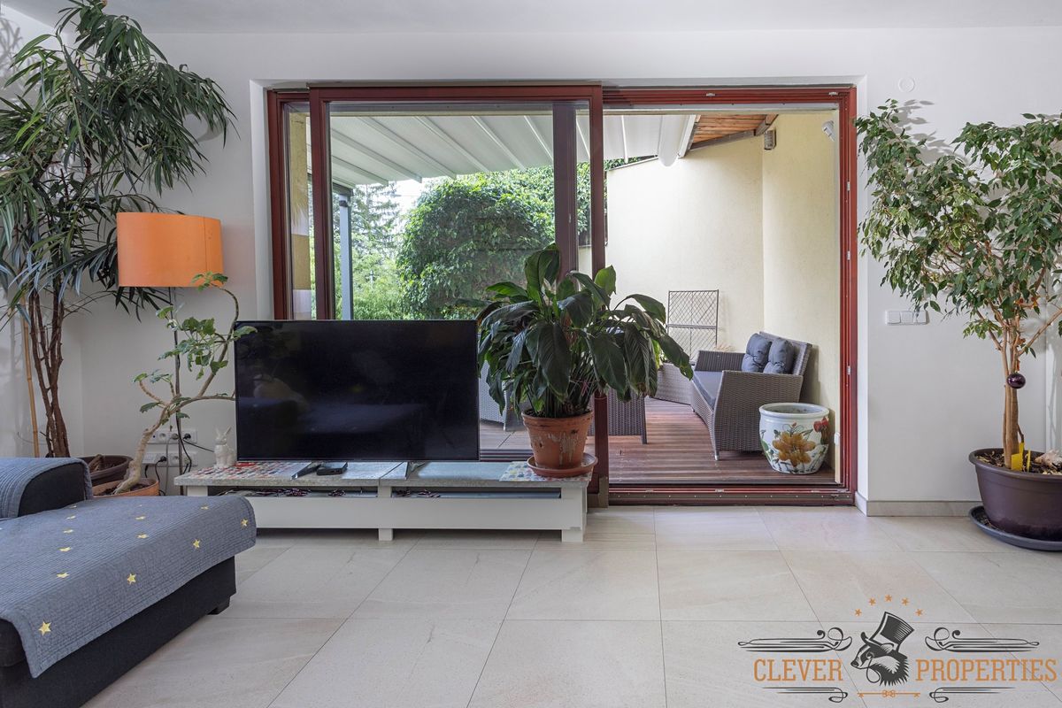 Prodej rodinného domu 260 m², pozemek 359 m² – fotografie 5