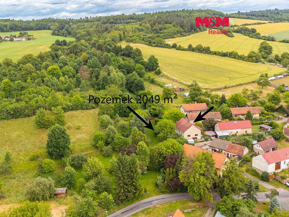 Prodej rodinného domu 140 m², pozemek 2049 m²