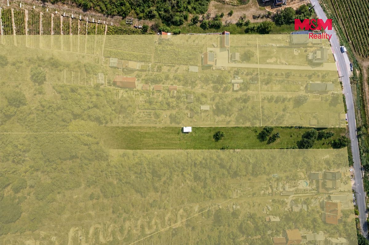 Prodej stavebního pozemku 2331 m² – fotografie 3