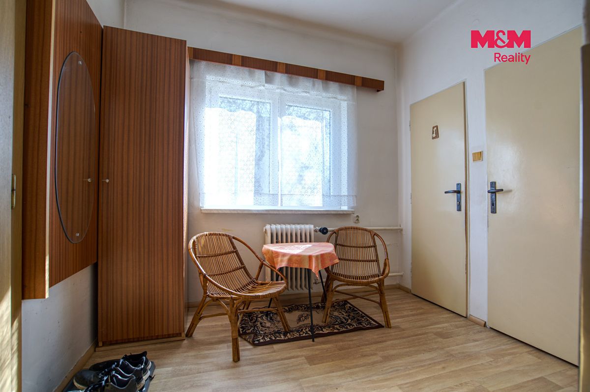 Prodej rodinného domu 138 m², pozemek 1162 m² – fotografie 4