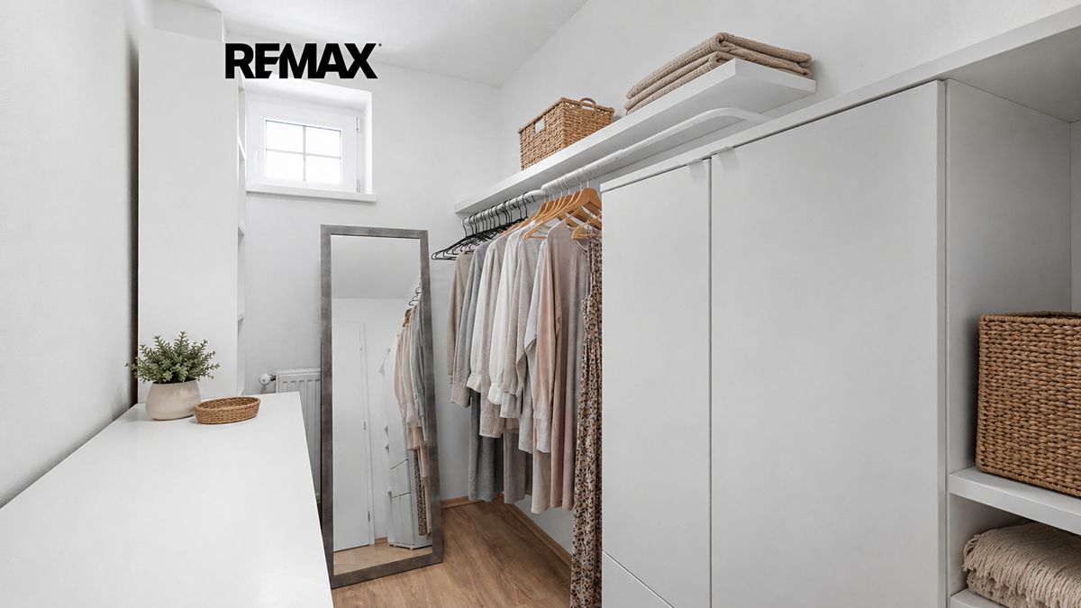 Prodej rodinného domu 345 m², pozemek 365 m² – fotografie 5