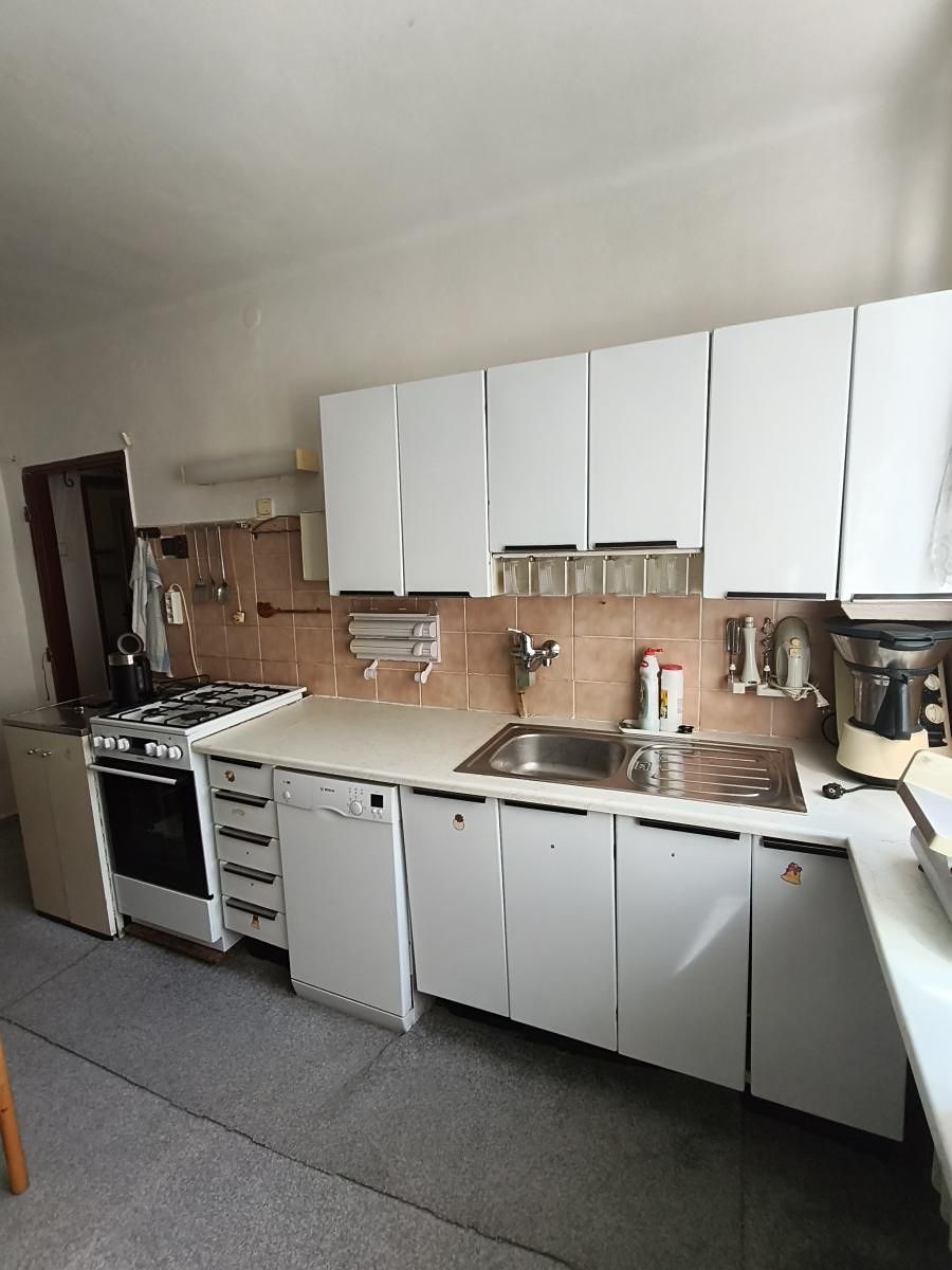 Pronájem bytu 2+1 67 m² – fotografie 3