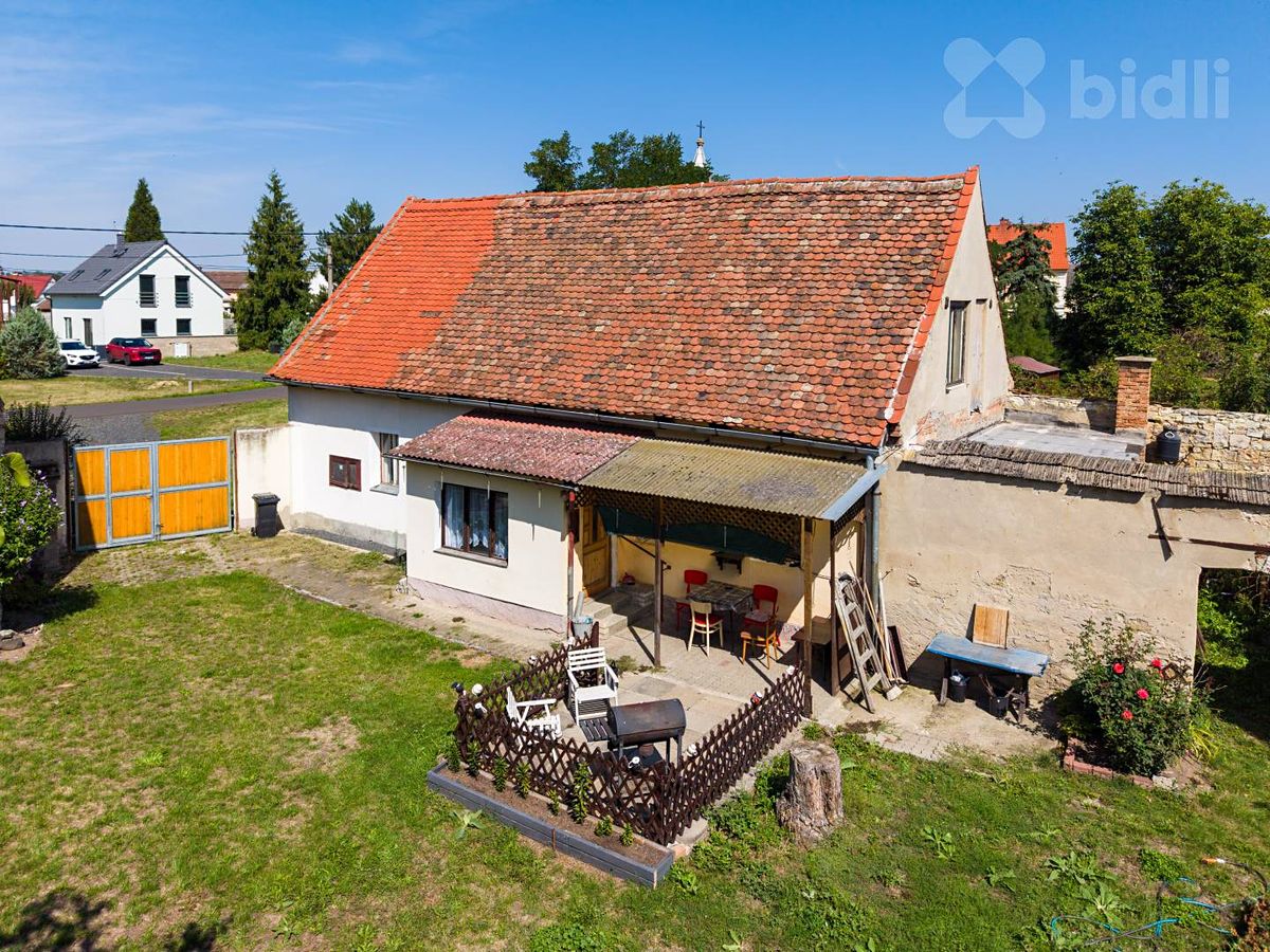 Prodej rodinného domu 86 m², pozemek 927 m²