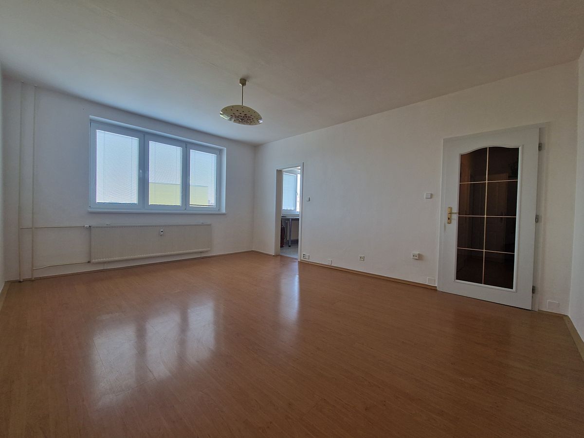 Pronájem bytu 3+1 72 m² – fotografie 4
