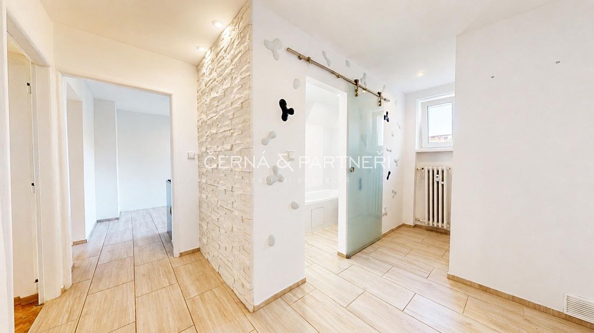 Prodej bytu 2+1 64 m²