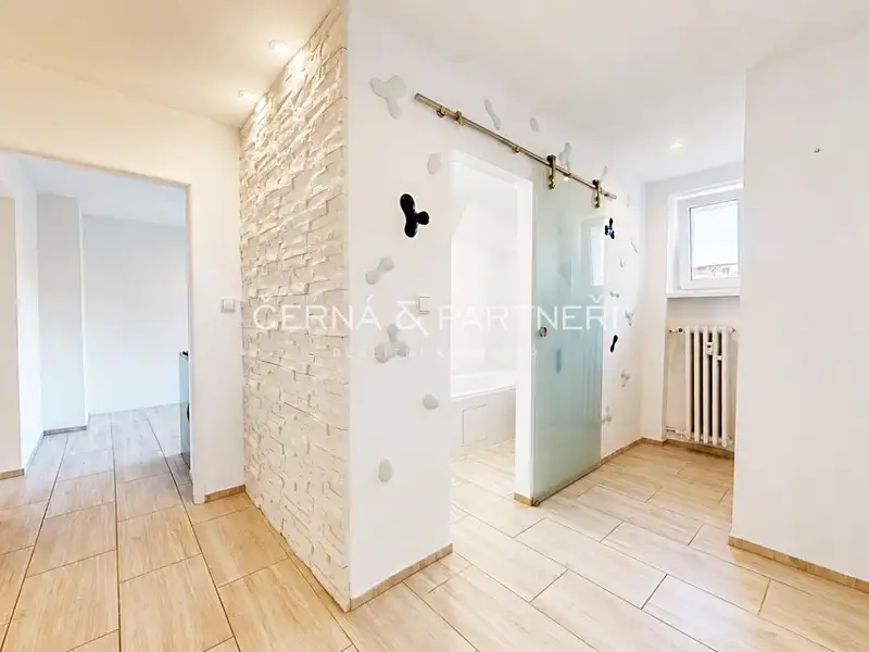 Prodej bytu 2+1 64 m², Teplice – náhled fotky 1