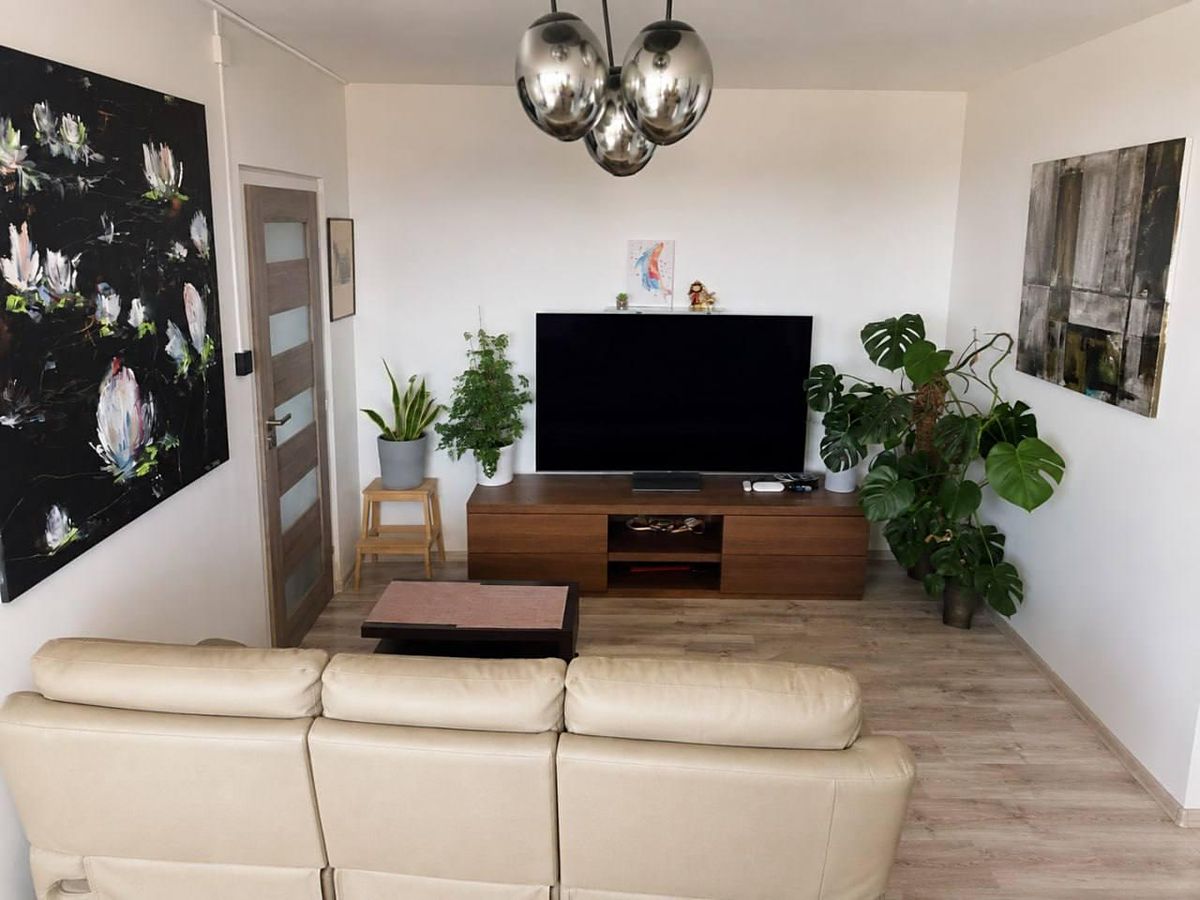 Pronájem bytu 3+1 79 m² – fotografie 3