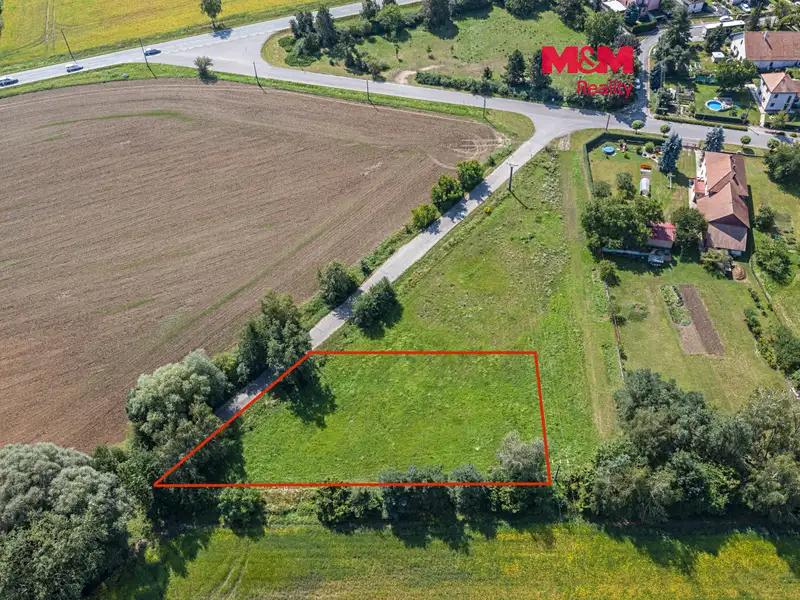 Prodej stavebního pozemku 1600 m², Kratonohy – náhled fotky 1