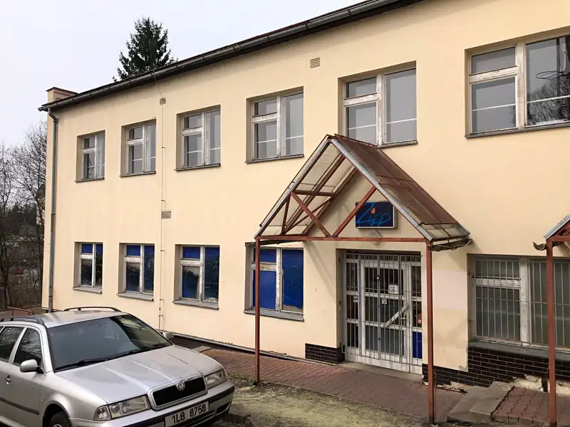 Prodej obchodního prostoru 560 m², Jilemnice – náhled fotky 2
