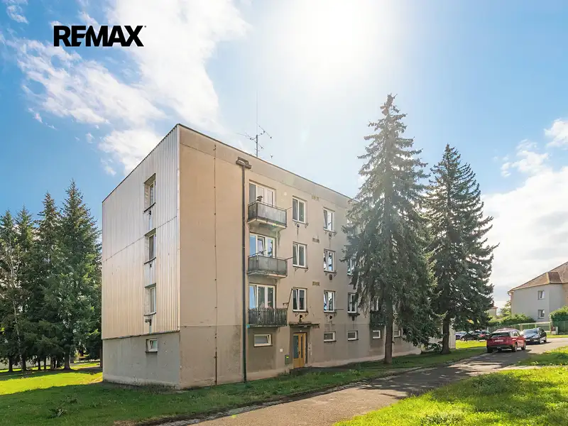 Prodej bytu 2+1 52 m², Přeštice – náhled fotky 1