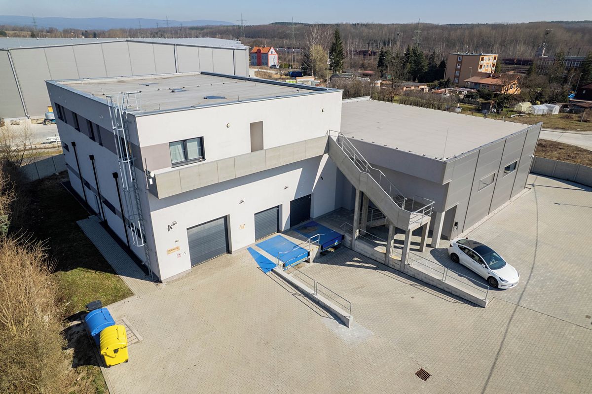Prodej skladového prostoru 873 m² – fotografie 3