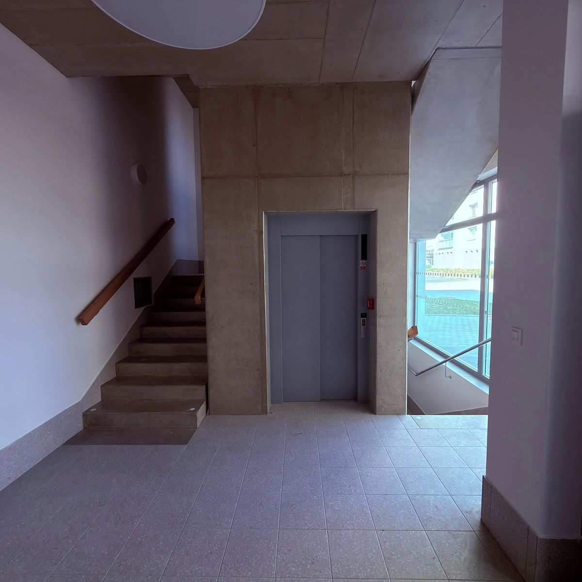 Pronájem bytu 2+kk 45 m² – fotografie 3
