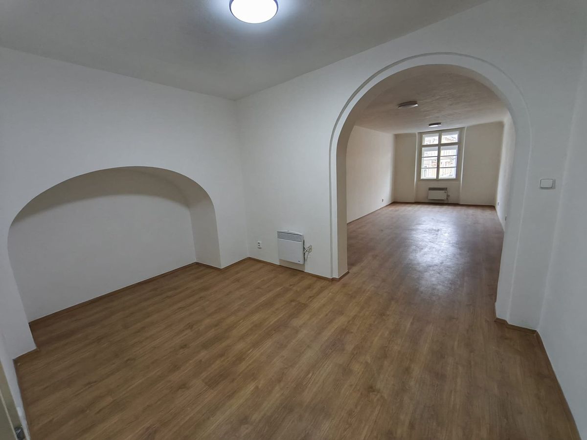 Pronájem bytu 3+kk 99 m² – fotografie 3