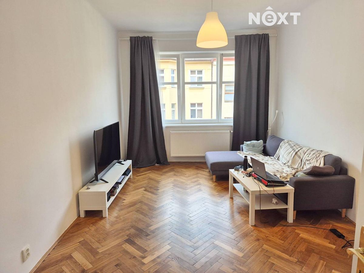 Pronájem bytu 3+1 96 m² – fotografie 2