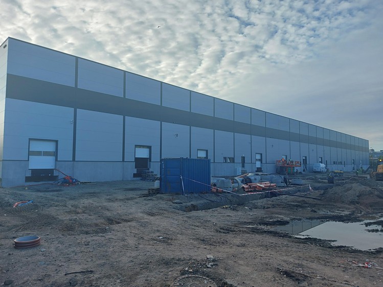 Pronájem komerčního prostoru, 10 482 m² (2 z 14)