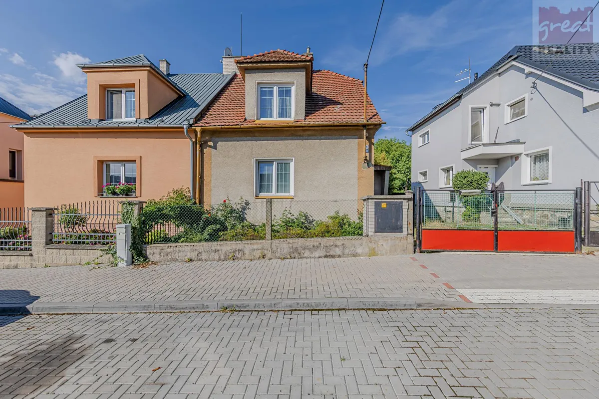 Prodej rodinného domu 122 m², pozemek 663 m²