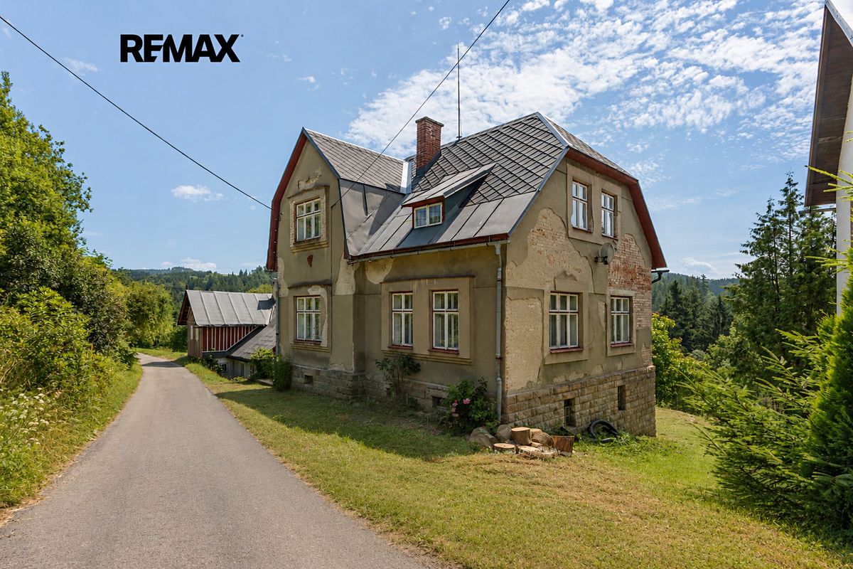 Prodej rodinného domu 190 m², pozemek 723 m²