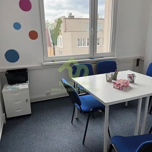 Pronájem kanceláře 10 m², Rokycany – náhled fotky 1