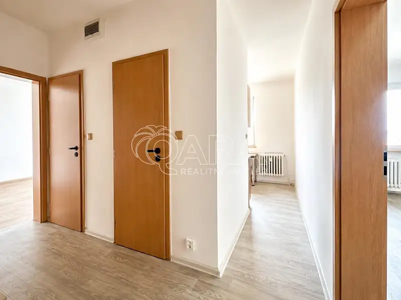 Pronájem bytu 2+1 54 m², Karviná – náhled fotky 3
