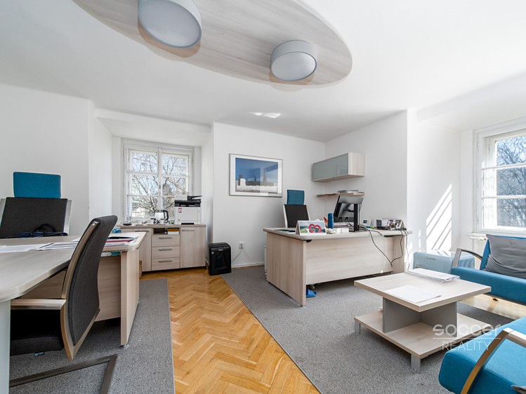 Gewerbefläche zur Miete, 15 m² (1 von 19)