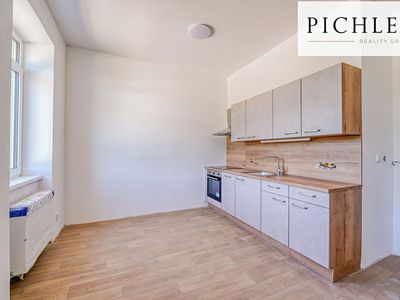 Pronájem bytu 1+kk 35 m²