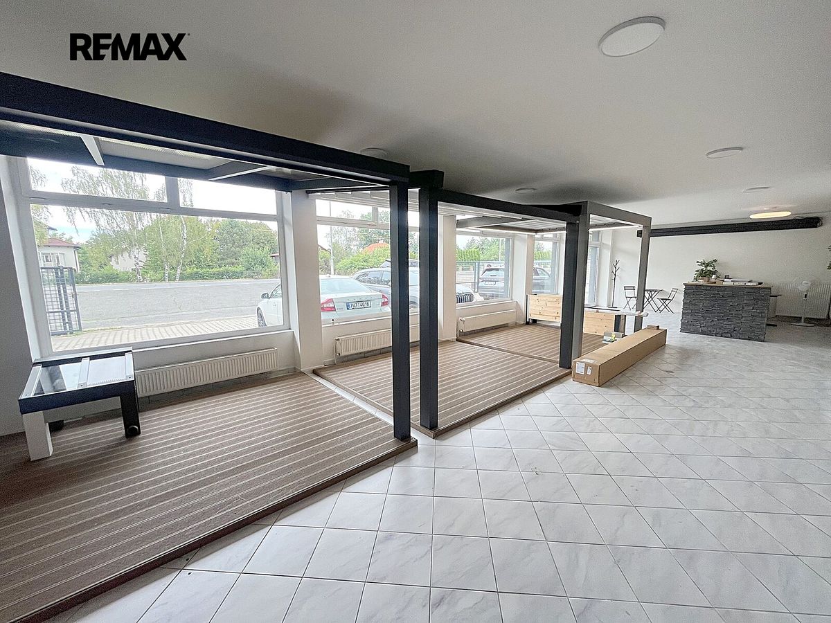 Prodej obchodního prostoru 337 m² – fotografie 5