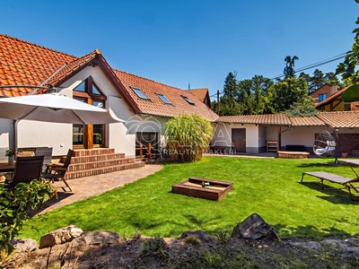 Prodej  rodinného domu 280 m², pozemek 577 m²