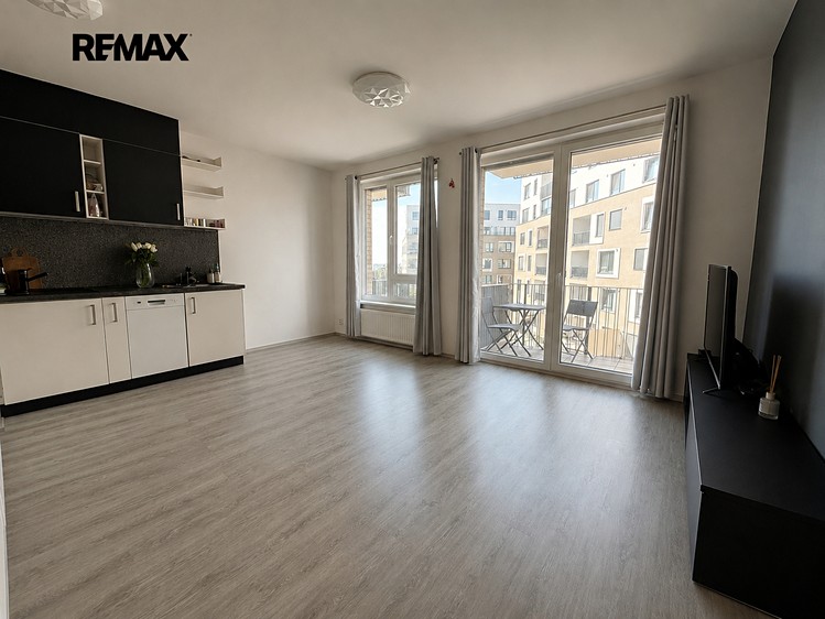 Prodej bytu 2+kk, 54 m² (2 z 19)