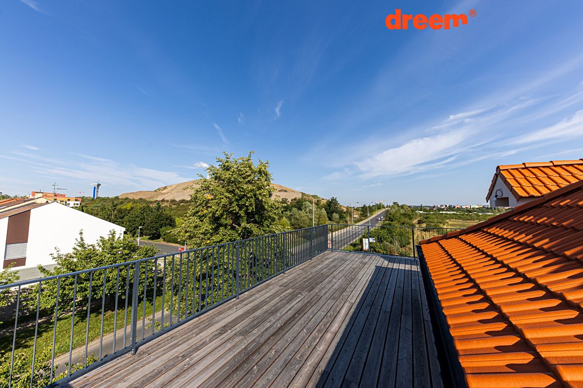 Prodej rodinného domu 200 m², pozemek 380 m² – fotografie 5