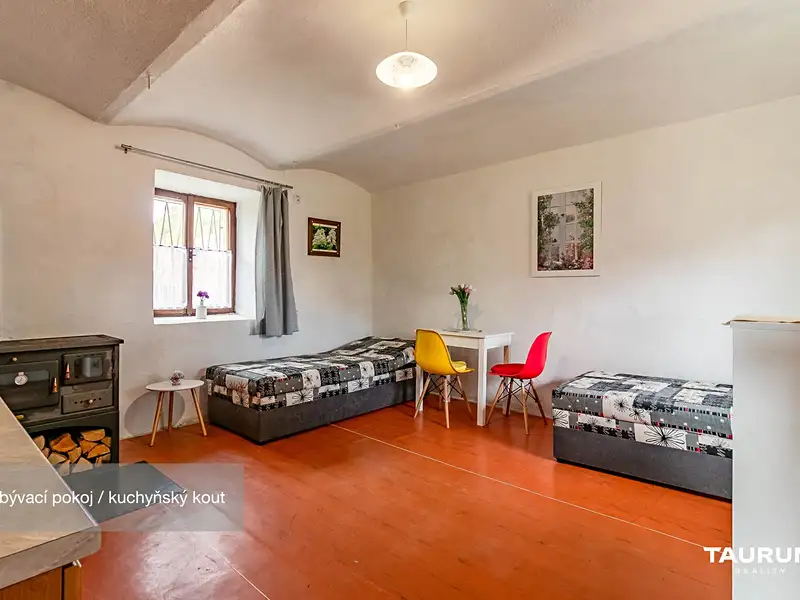 Prodej chaty 41 m², pozemek 350 m², Kolinec – náhled fotky 3