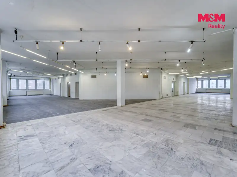 Pronájem výrobní haly, prostoru 641 m², Plzeň – náhled fotky 2
