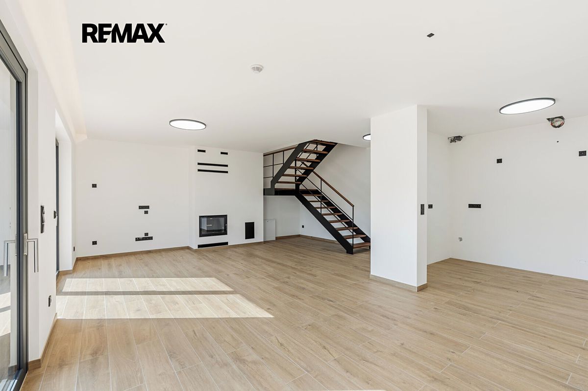 Prodej bytu 4+kk 144 m² – fotografie 2