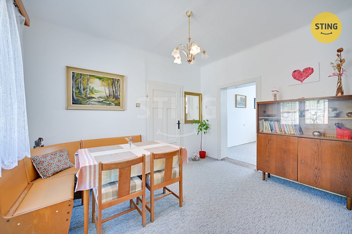 Prodej rodinného domu 85 m², pozemek 1030 m² – fotografie 5
