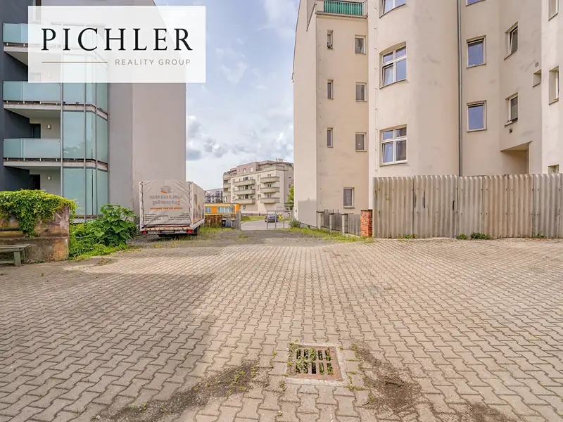 Pronájem komerčního pozemku 841 m², Plzeň – náhled fotky 2