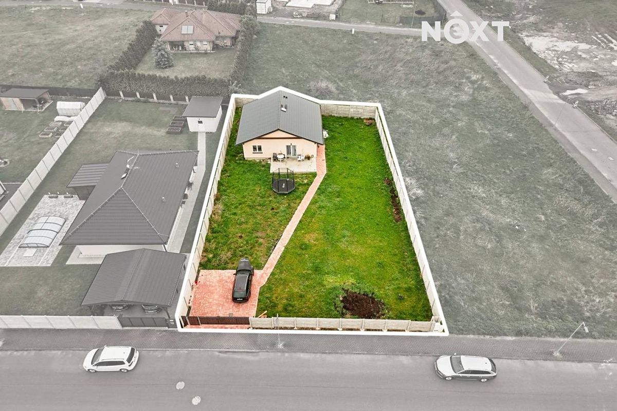 Prodej rodinného domu 79 m², pozemek 971 m² – fotografie 2