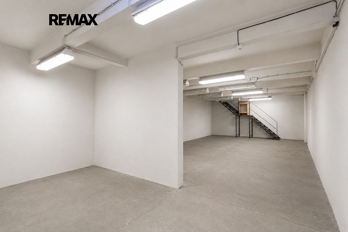 Pronájem skladového prostoru 140 m² – fotografie 3
