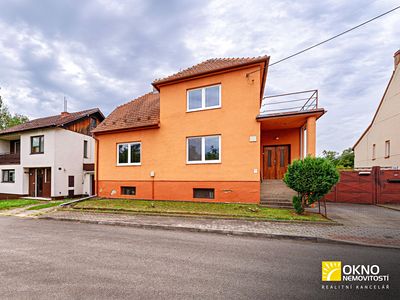Prodej rodinného domu 260 m², pozemek 1634 m²