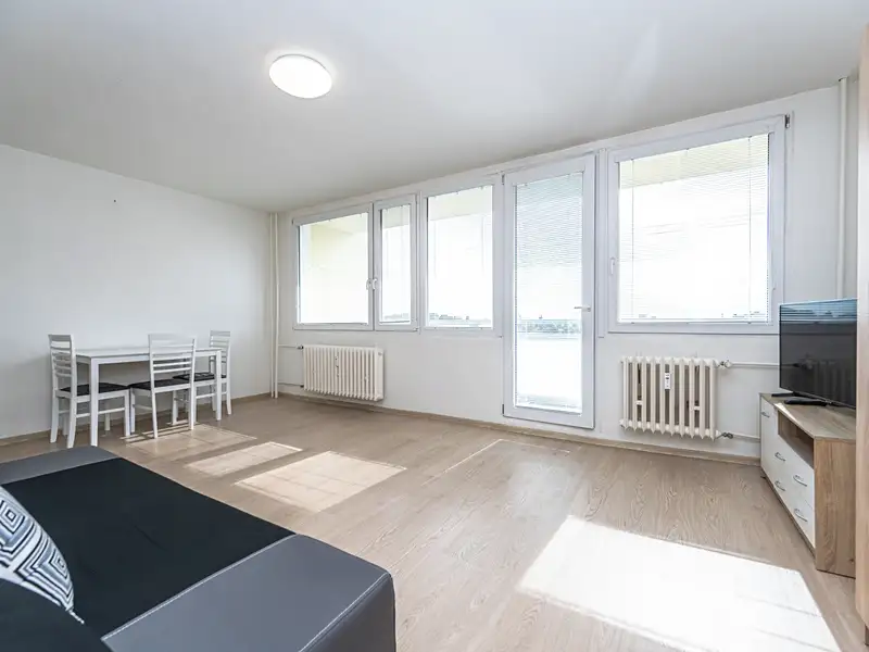 Prodej bytu 1+kk 33 m², Praha – náhled fotky 3