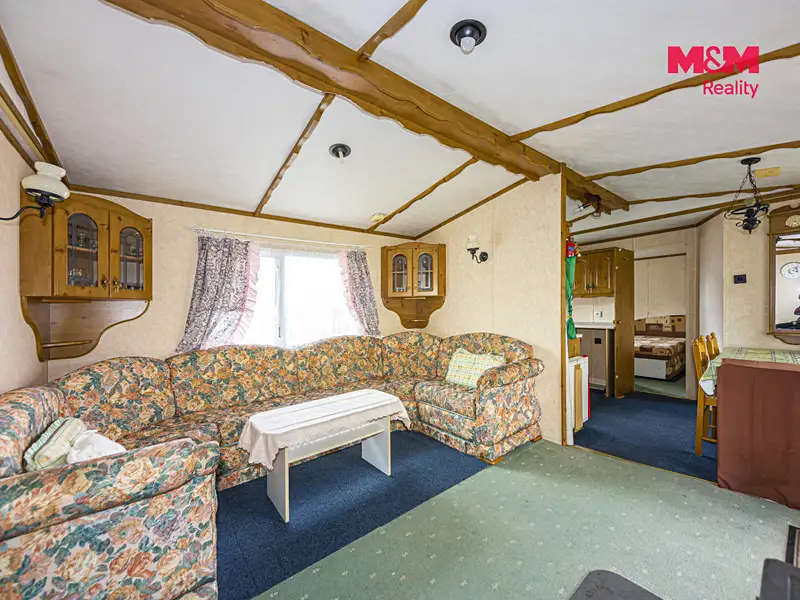 Prodej chaty 40 m², pozemek 923 m², Nepoměřice – náhled fotky 2