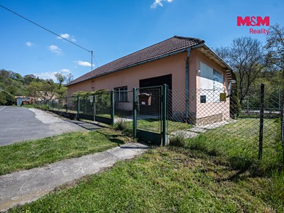 Haus zum Kauf, 298 m² (2 von 10)